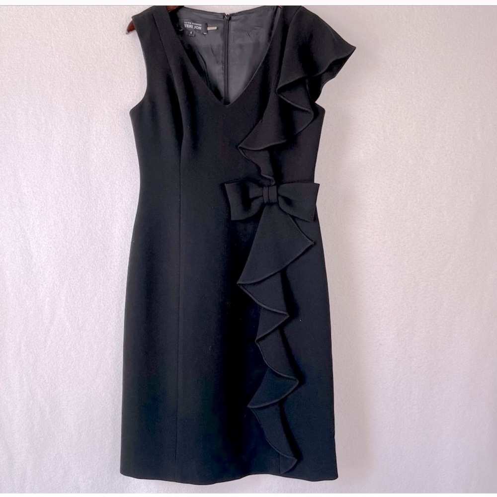 Rikki Freeman for Terri John Black Formal Asymmetrical Dress with Bow Size 10 - Picture 3 of 16